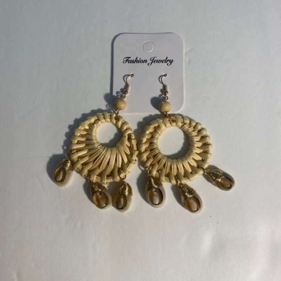 Rattan Straw shell Earrings Women’s Boho Wicker Woven Earrings - Picture 1 of 6